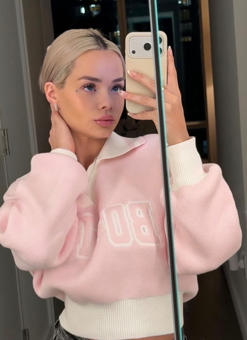 Amelia 