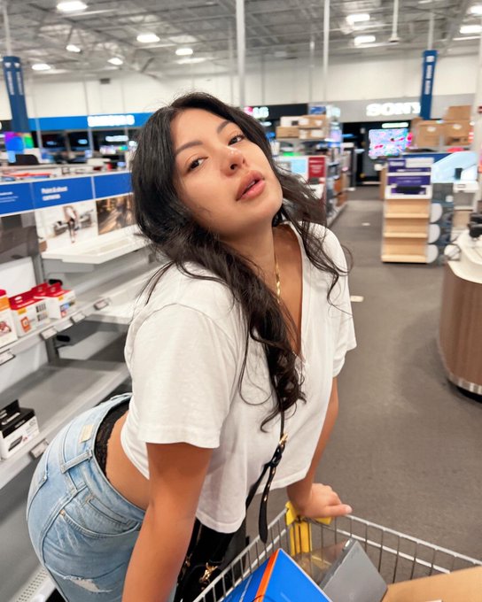 Liya